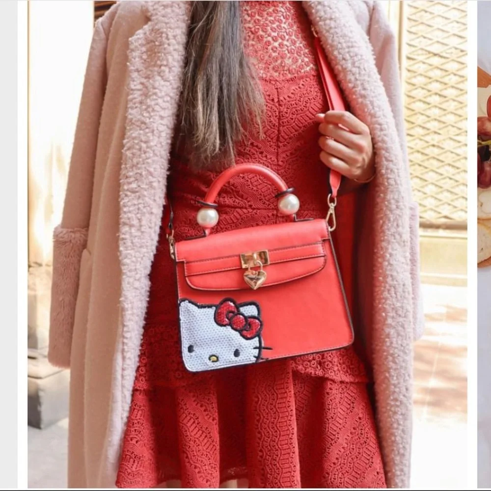 Hello kitty crossbody bag Danielle Nicole - Picture 2 of 6